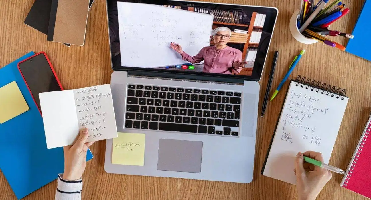 Top 12 Benefits of Online Learning