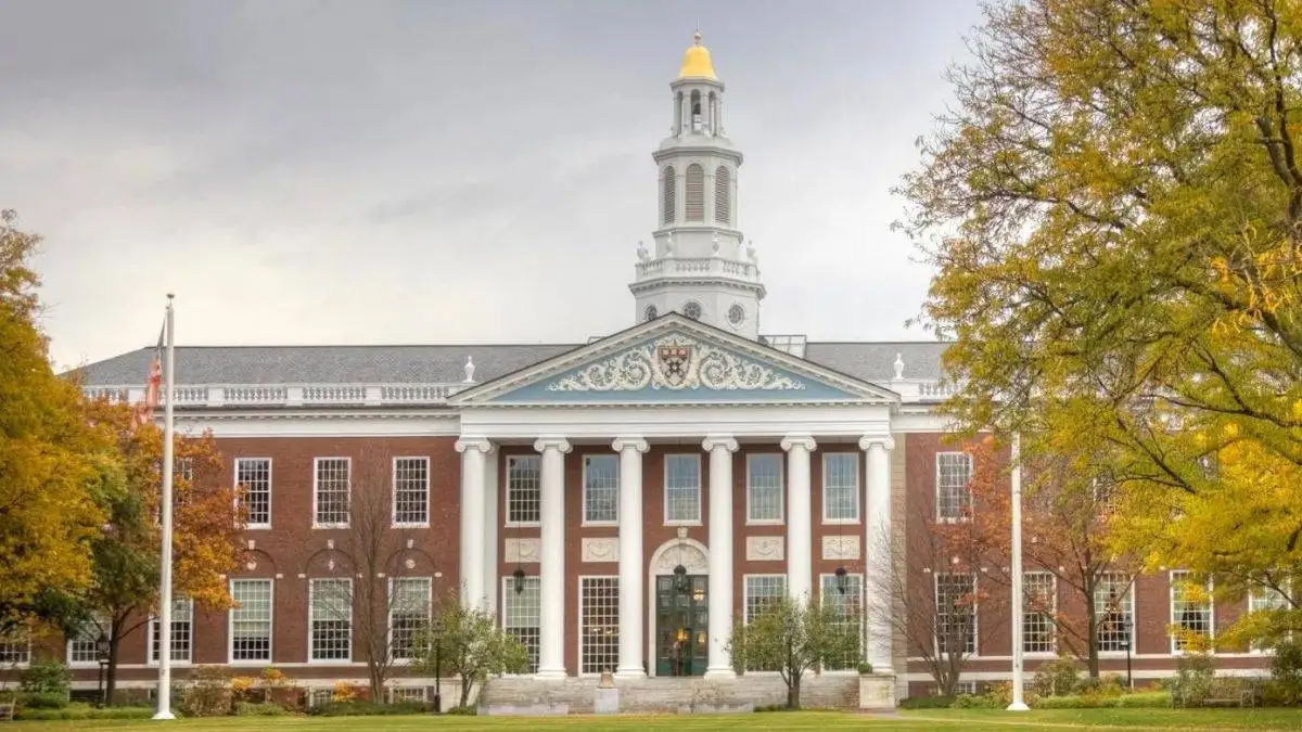 Harvard Barred from Enrolling Foreign Students