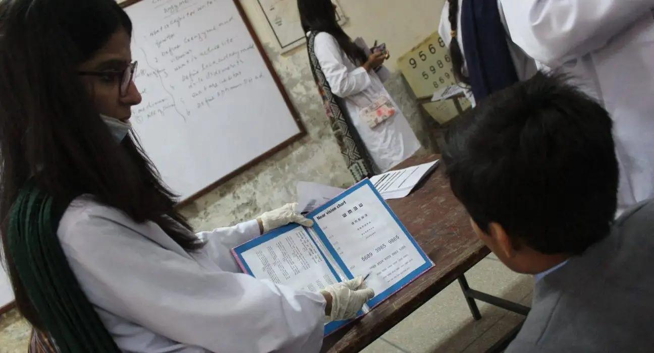 Sindh Launches Free Eye Screening for Students
