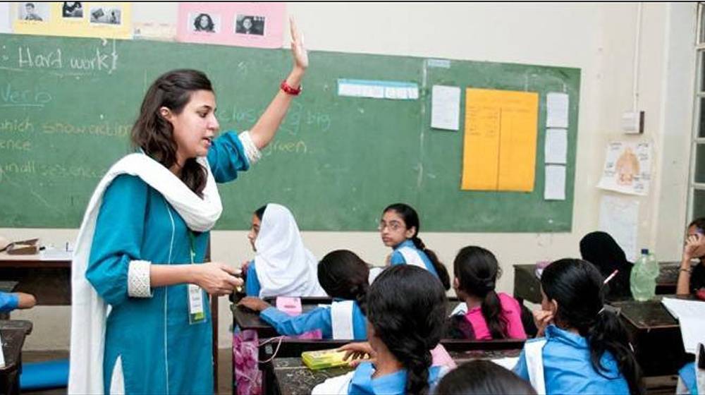Sindh Rolls Out First-Ever Teacher Licenses
