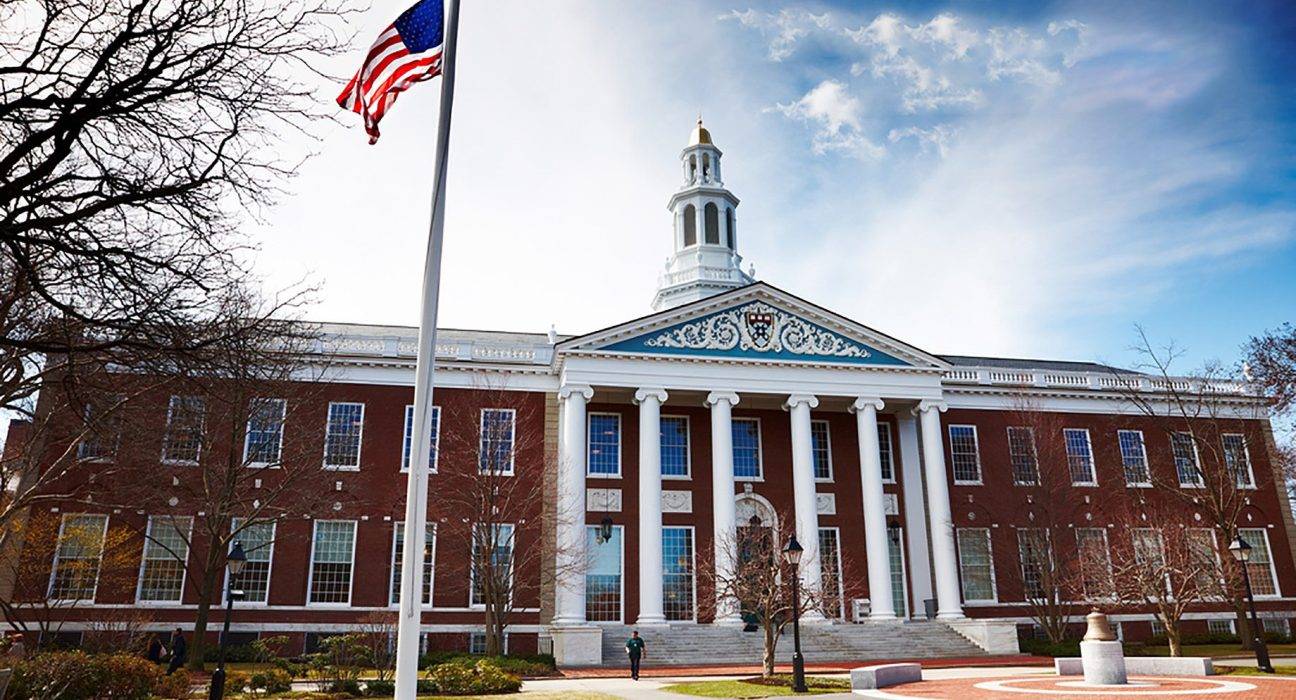 10 Best Majors at Harvard University