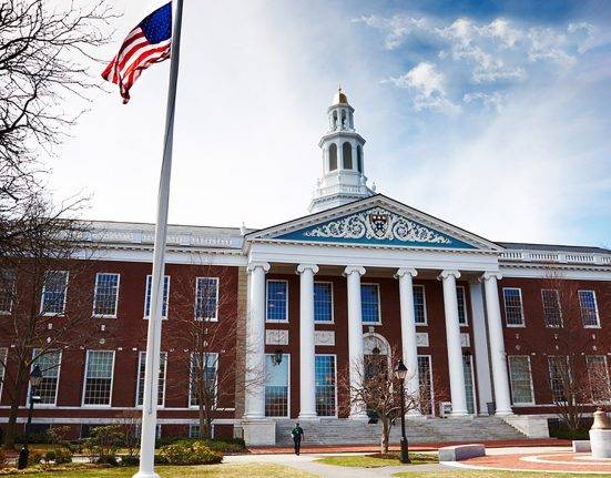 10 Best Majors at Harvard University