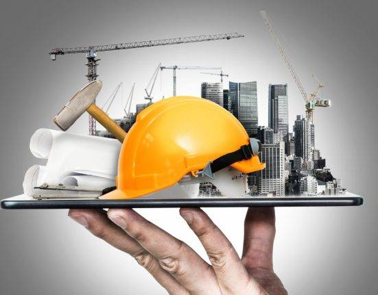 Benefits of Earning a Degree in Civil Engineering in 2025