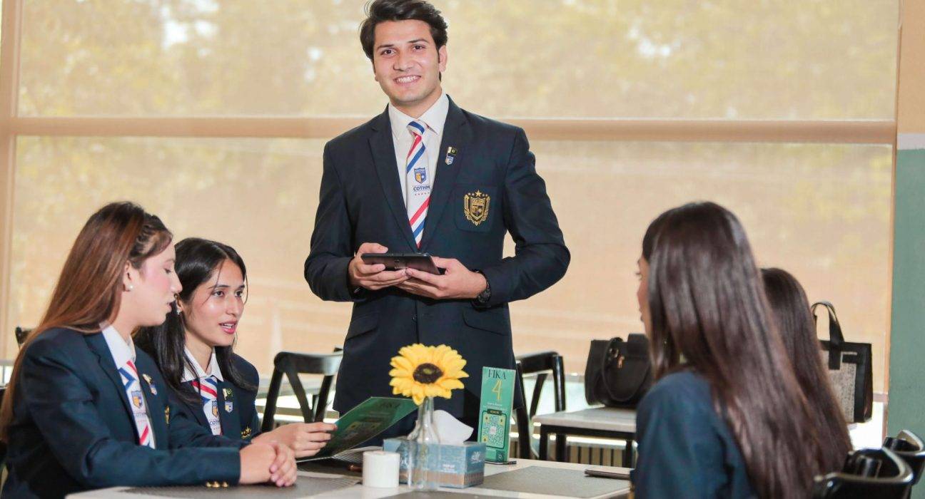 Benefits of Pursuing a Degree in Hospitality Management in 2025