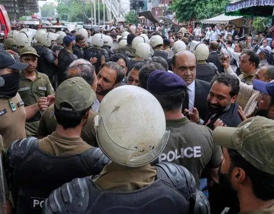 Pension Delay Pushes PECTA Retirees to the Brink