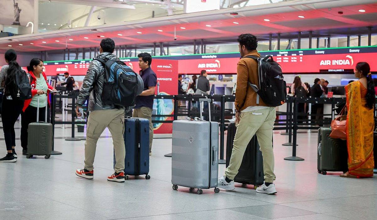 US Moves to Limit Student and Journalist Visas