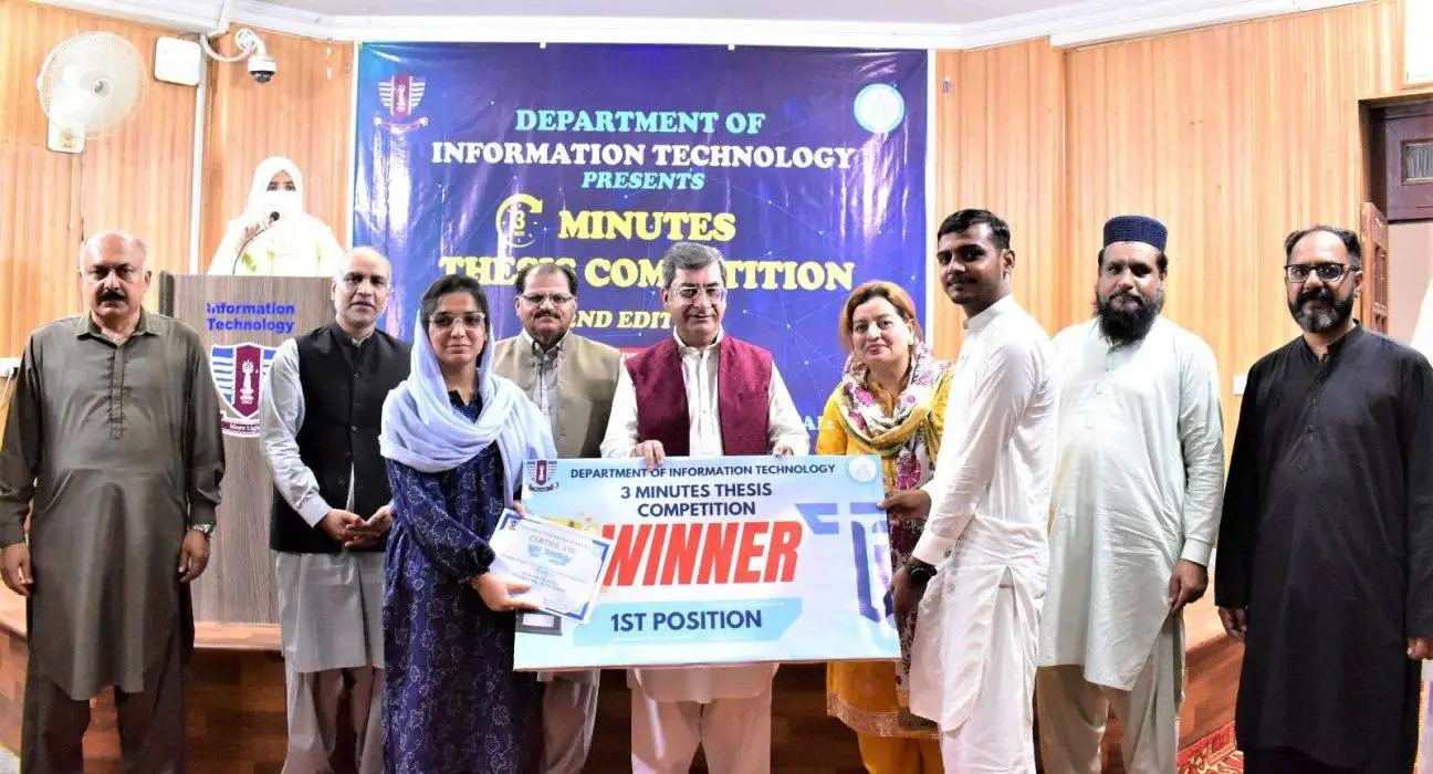 GCUF Hosts Three-Minute Thesis and Research Showcase