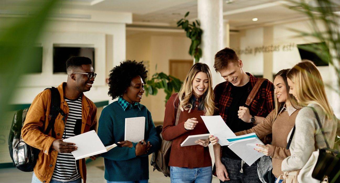 Best American Scholarships for International Students