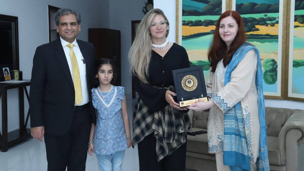 Okara University Welcomes Russian Media