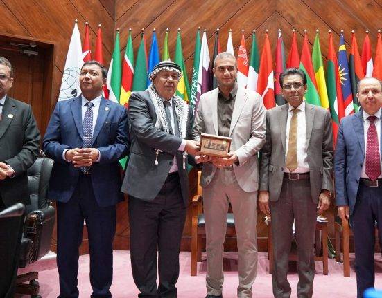 Pakistan Stands with Palestine Through Education Initiative