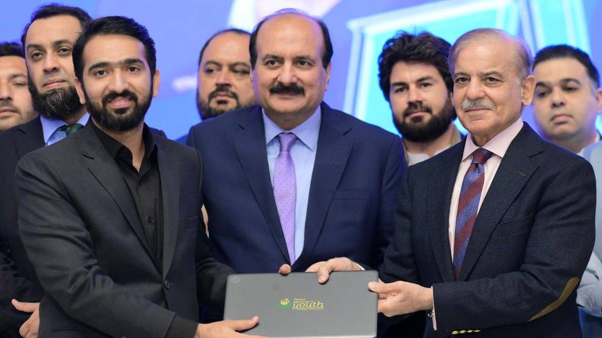 PM Increases Laptop Quota for Balochistan Students