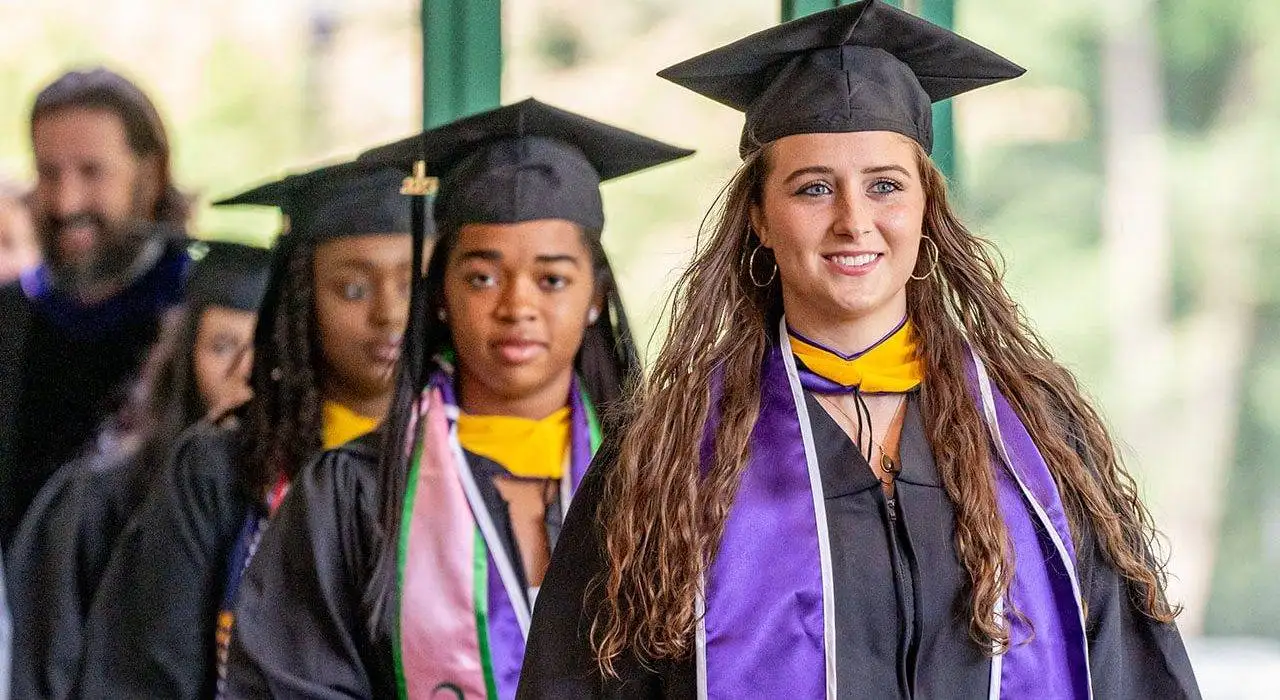 Benefits of Having a College Degree