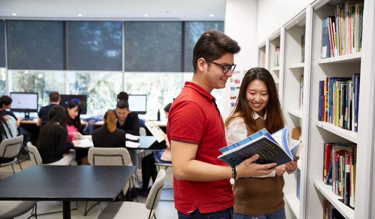 Benefits of Studying in Australia for Pakistani Students