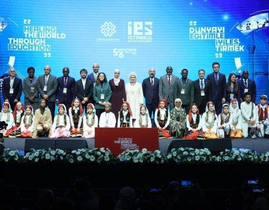 Istanbul Summit Calls for Global Healing Through Education