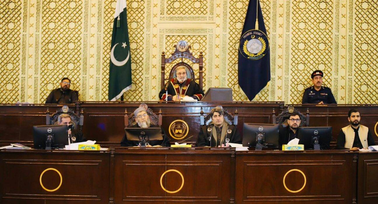 KP urges return of Pakistani students from Afghanistan