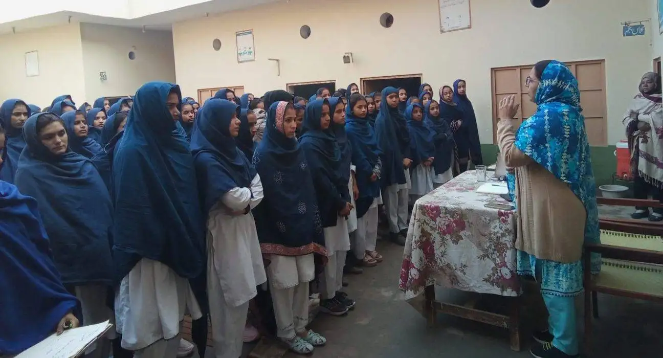 PEF Mandates Female-Only Teachers for Girls High Schools