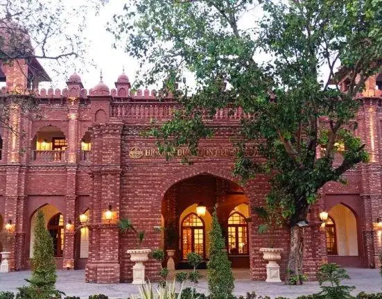 Punjab to Hand Over 76 Commerce Colleges to Universities
