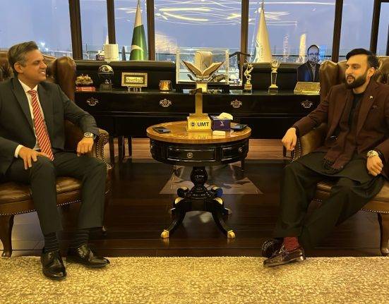 Transport Minister Visits UMT