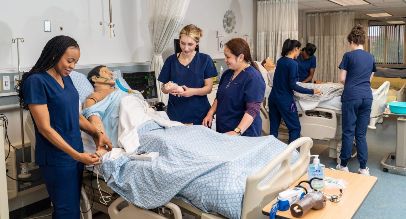 Benefits of Pursuing a Career in Nursing