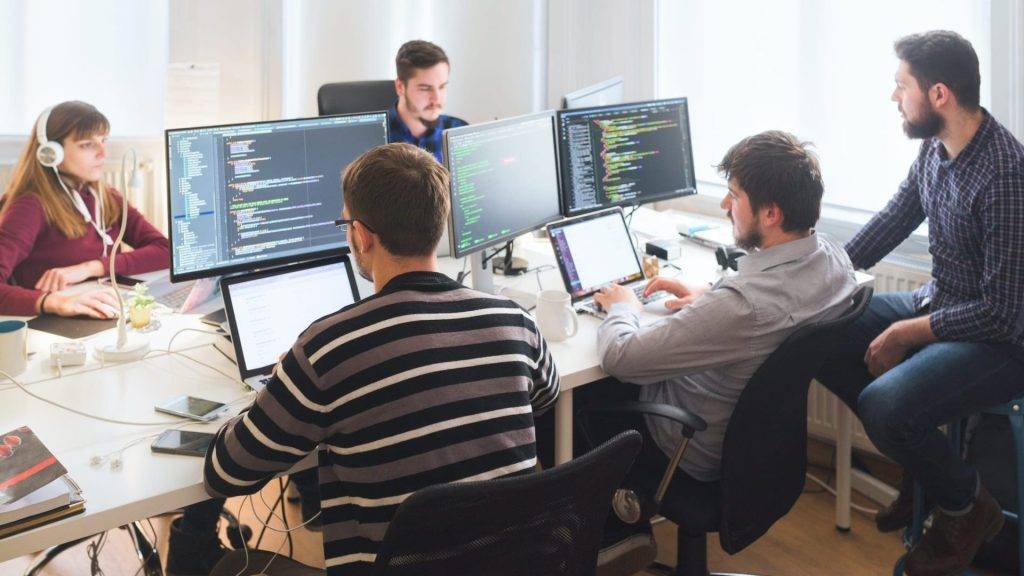 Benefits Of Pursuing A Degree In Computer Science In 2026
