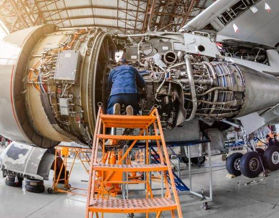 Benefits of a Degree in Aeronautical Engineering in 2026