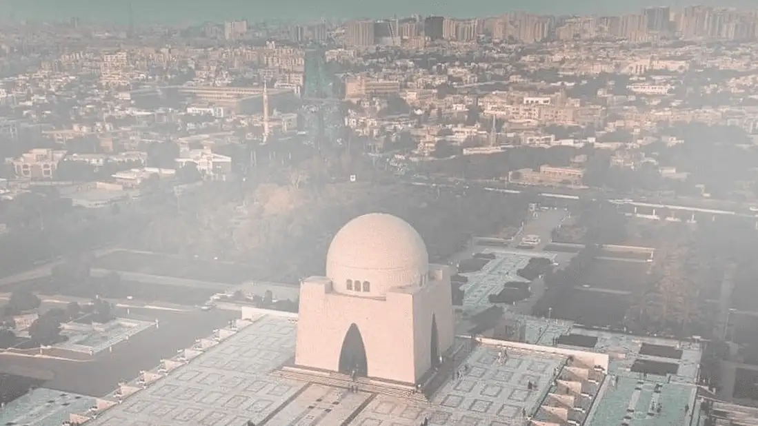 Karachi Private Schools Urge 9 AM Start Amid Cold Wave