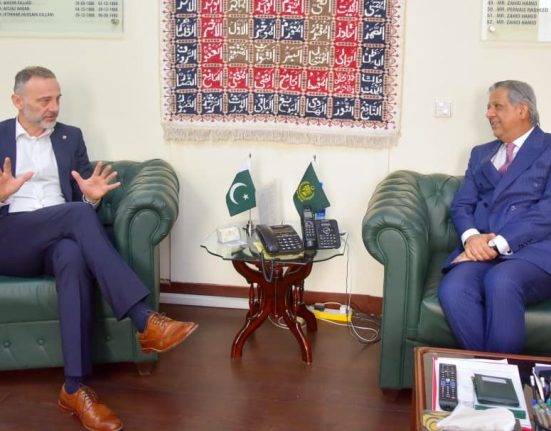 Pakistan-UK Talks Aim to Expand Joint Law Programs
