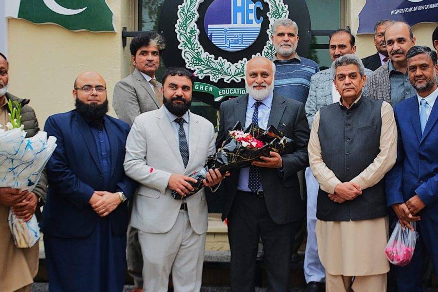 Dr Niaz Ahmad Akhtar Takes Charge as HEC Chairman