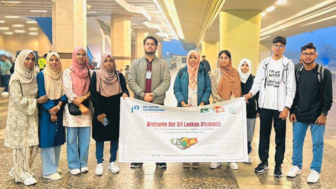 Pakistan Becomes Education Hub for Sri Lankan Scholars