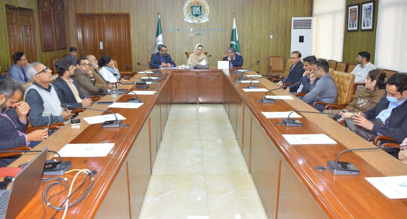 UHS Plans Overhaul of Internal Medicine Training