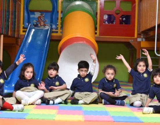 Private Schools Push for Six-Day School Week