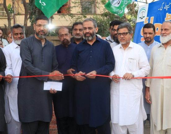 JI Launches Free Books Drive in Karachi