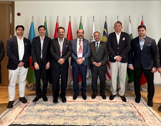 Pakistan Explores Research Alliances at D-8 Talks