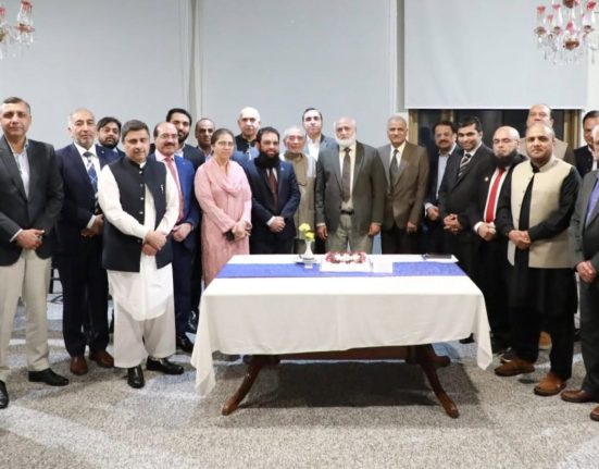 HEC Chairman Launches Twin Cities Vice Chancellors Forum