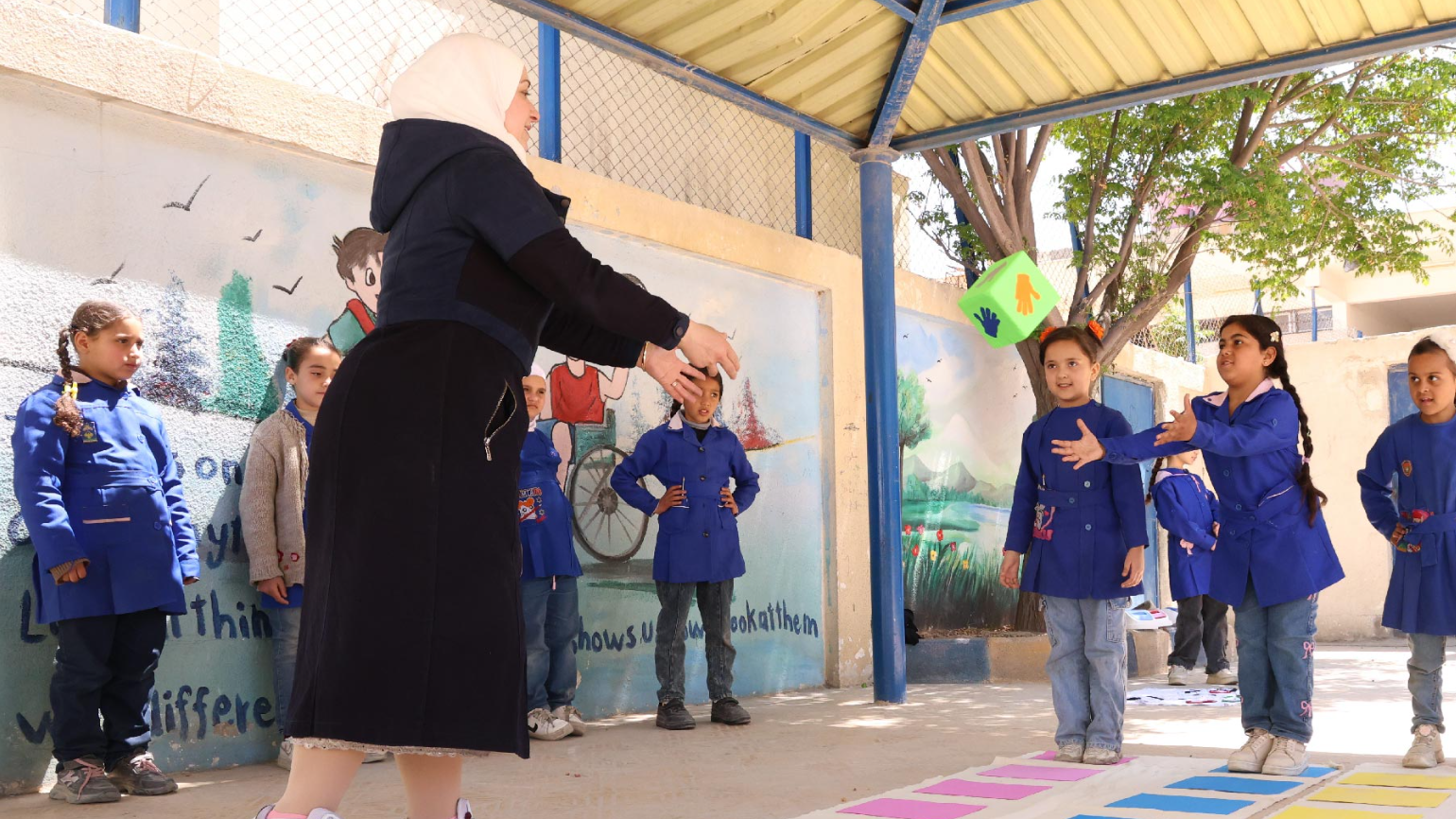EU Helps Palestine Refugee Children Education