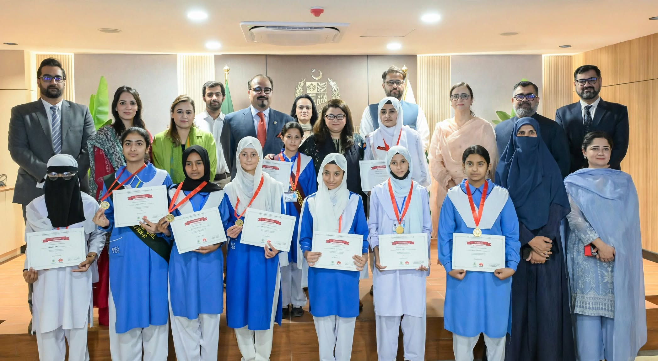 FDE Students Earn Huawei ICT Certifications