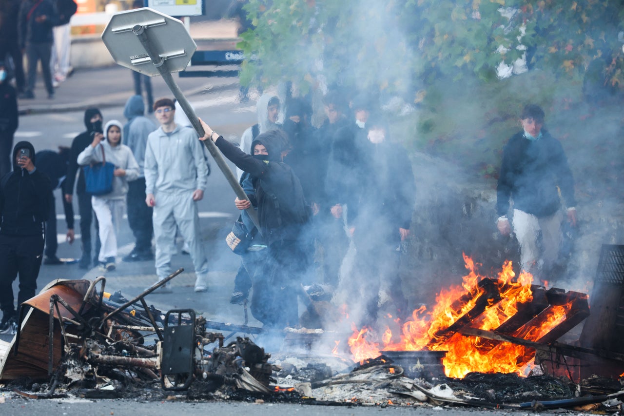 France Pauses Stun Grenade Use