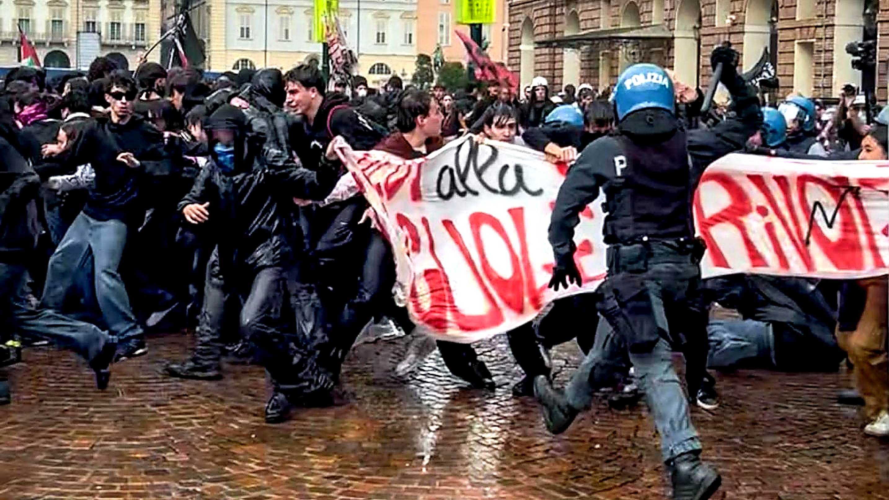 Italian Students Protest Education Policies